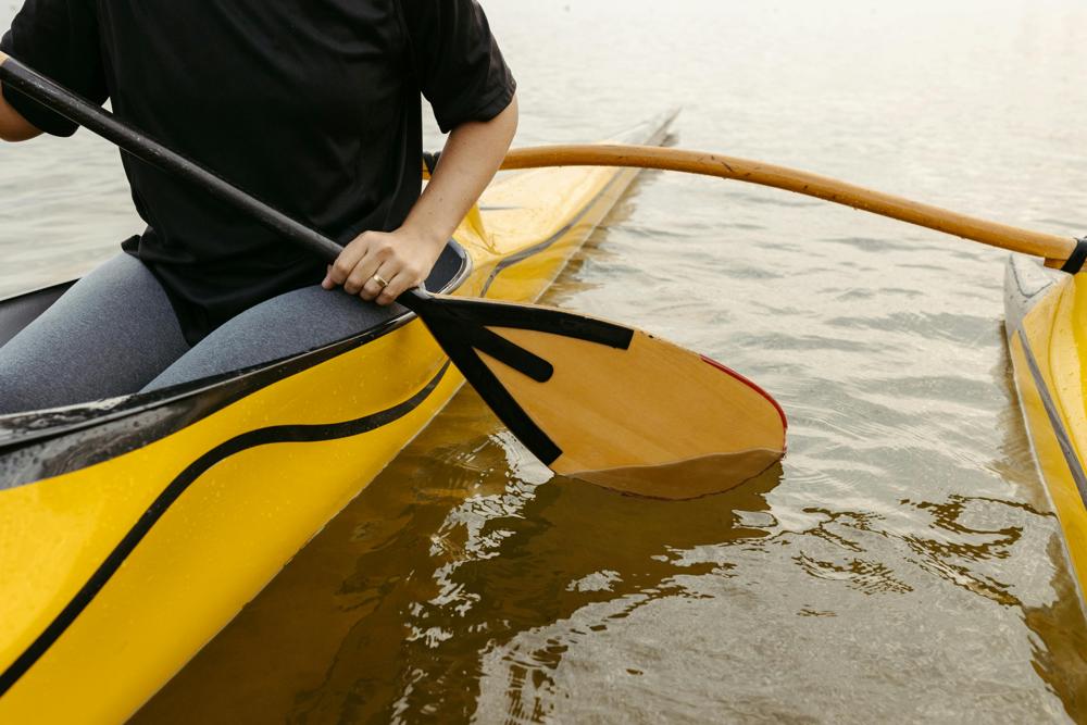 lake kayaking-4d721f5edc274fde918d0b24453a7e14.jpg lake kayaking